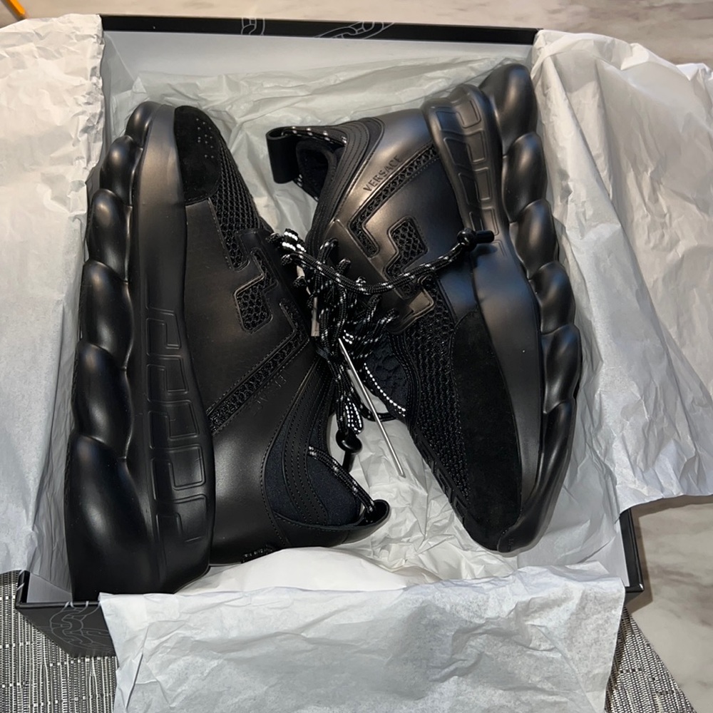 All black Versace sneaker- Tessuti+Crosta+Vitello sz44 never worn!!